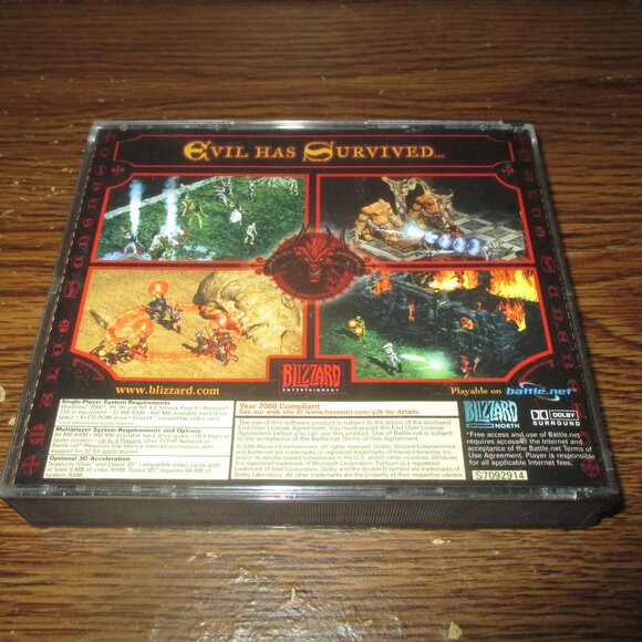 Diablo II (PC Game from Blizzard) w/ Strategy Guide (2000) - Picture 6 of 12